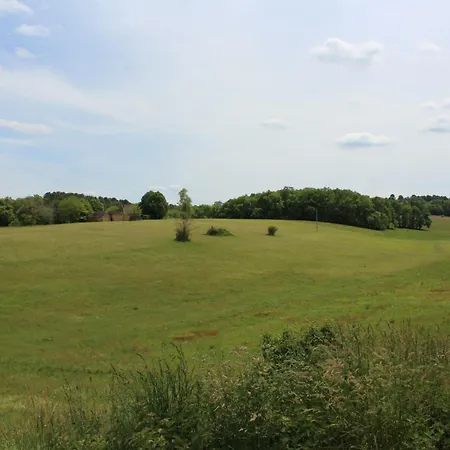 Avec Terrasse Et Bbq, Proche De Sites Prehistoriques Et Chateaux, Ideale Famille - Fr-1-616-163 * Rouffignac Saint-Cernin