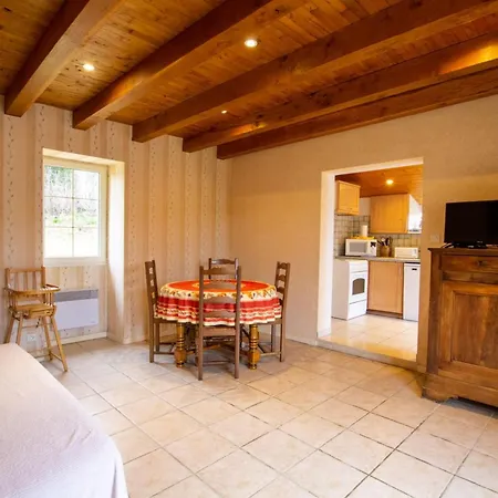Avec Terrasse Et Bbq, Proche De Sites Prehistoriques Et Chateaux, Ideale Famille - Fr-1-616-163 * Rouffignac Saint-Cernin